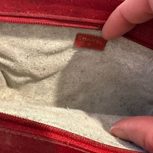 Chanel red leather big pouch - Picture 13 of 16